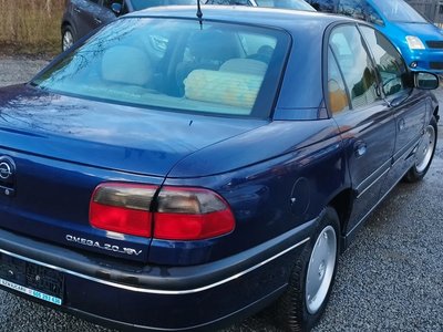 Opel Omega B (1994-1999)